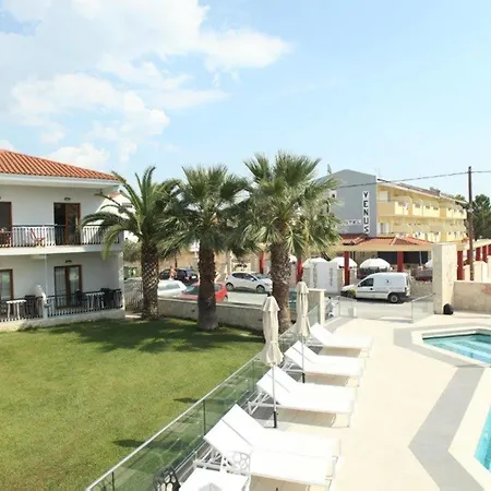 Aristotelis Hotel *