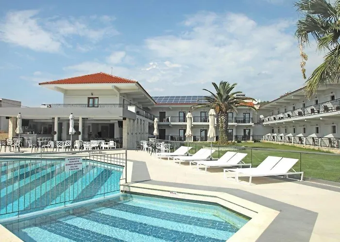 Aristotelis Отель