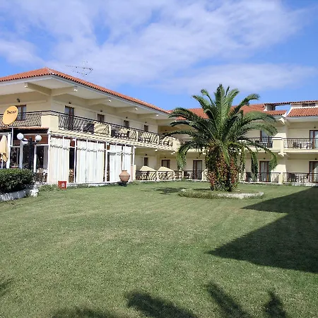 Aristotelis Hotel *