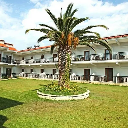 Aristotelis Hotel *