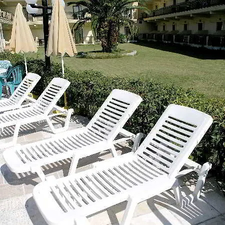 Aristotelis Hotel *