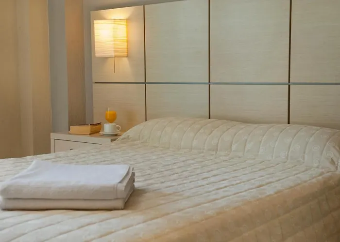 Отель Aristotelis