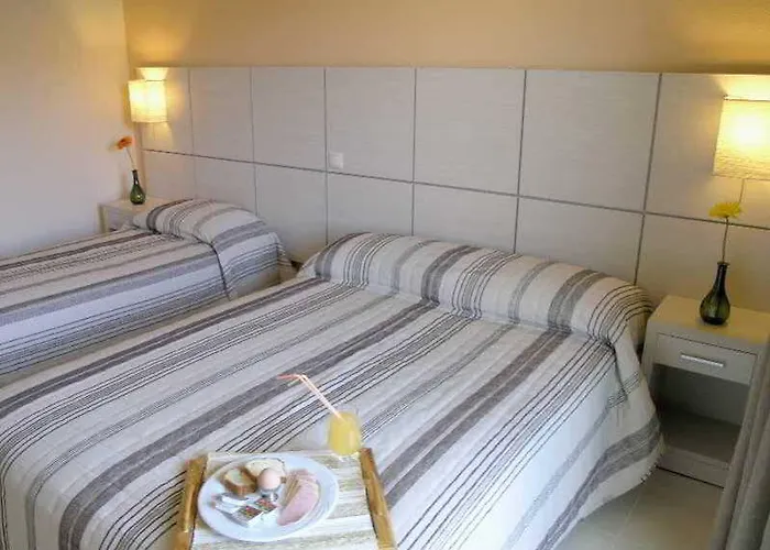 Отель Aristotelis *